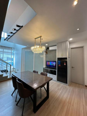 Melaka Duplex Penthouse 3 Bedroom The Wave Residence 8-9pax